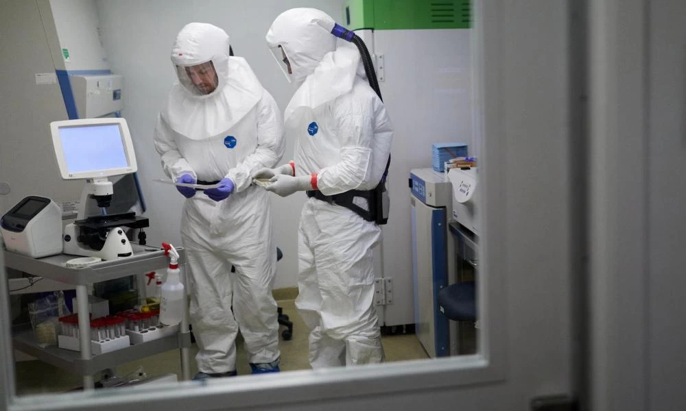 Κορονοϊός: Οι επιστήμονες στη μάχη για την αντιμετώπιση του ιού